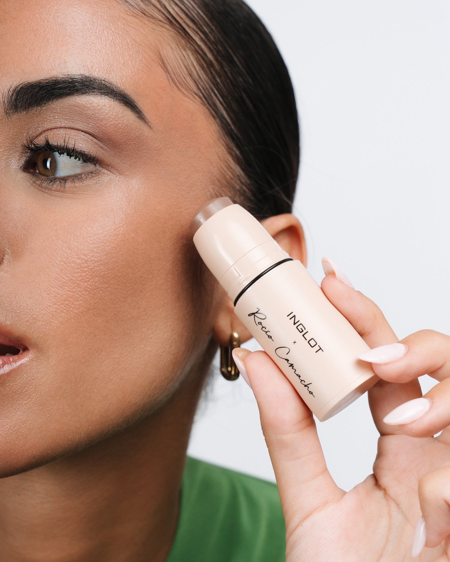 INGLOT X ROCÍO CAMACHO BRONZE BOLD FACE BRONZER