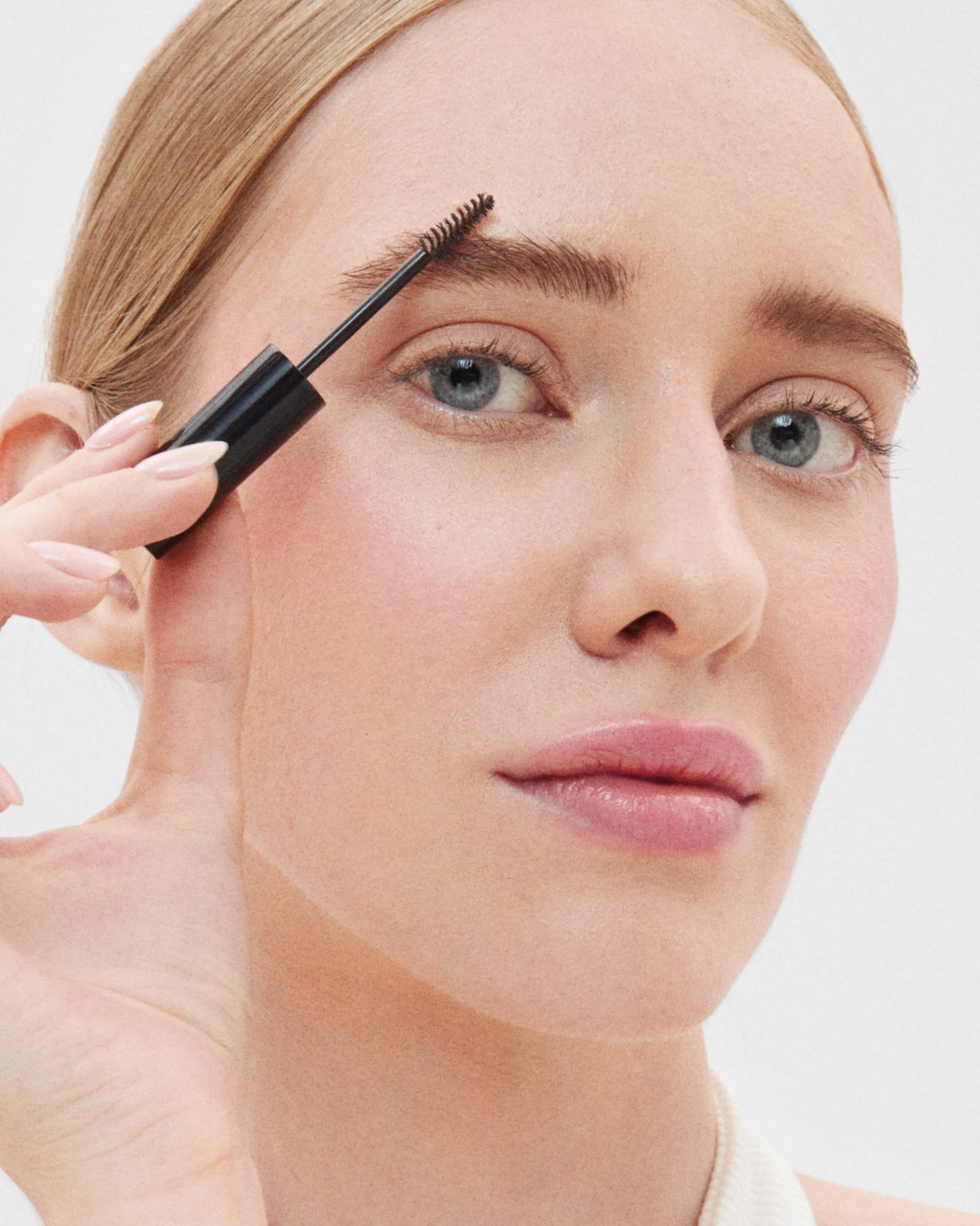 Brow Shaping Mascara